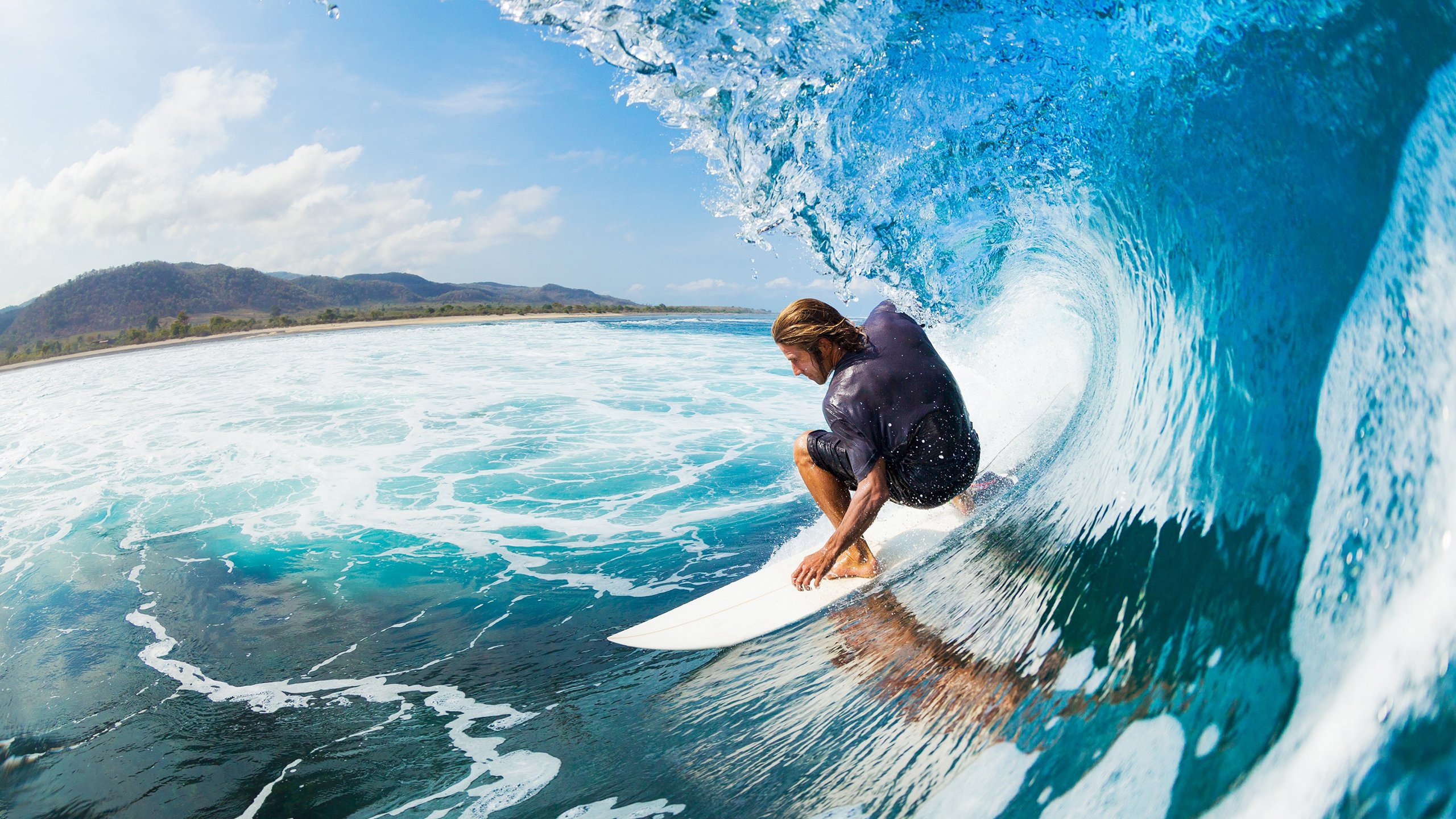 基米希一锤定音！尼斯争冠战绝杀巴萨，年度焦点之战见证新王崛起