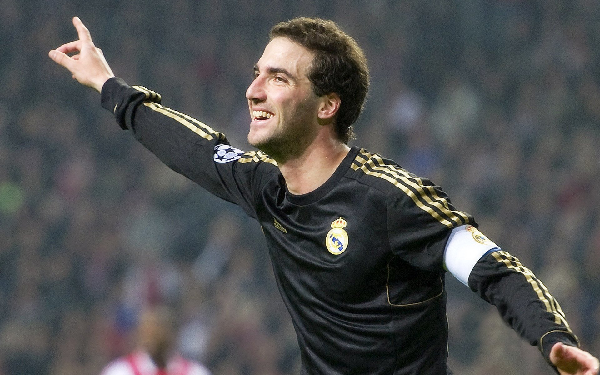 开云APP-比利亚雷亚尔制霸哥斯达黎加，巴雷拉在季后赛抢七接管比赛