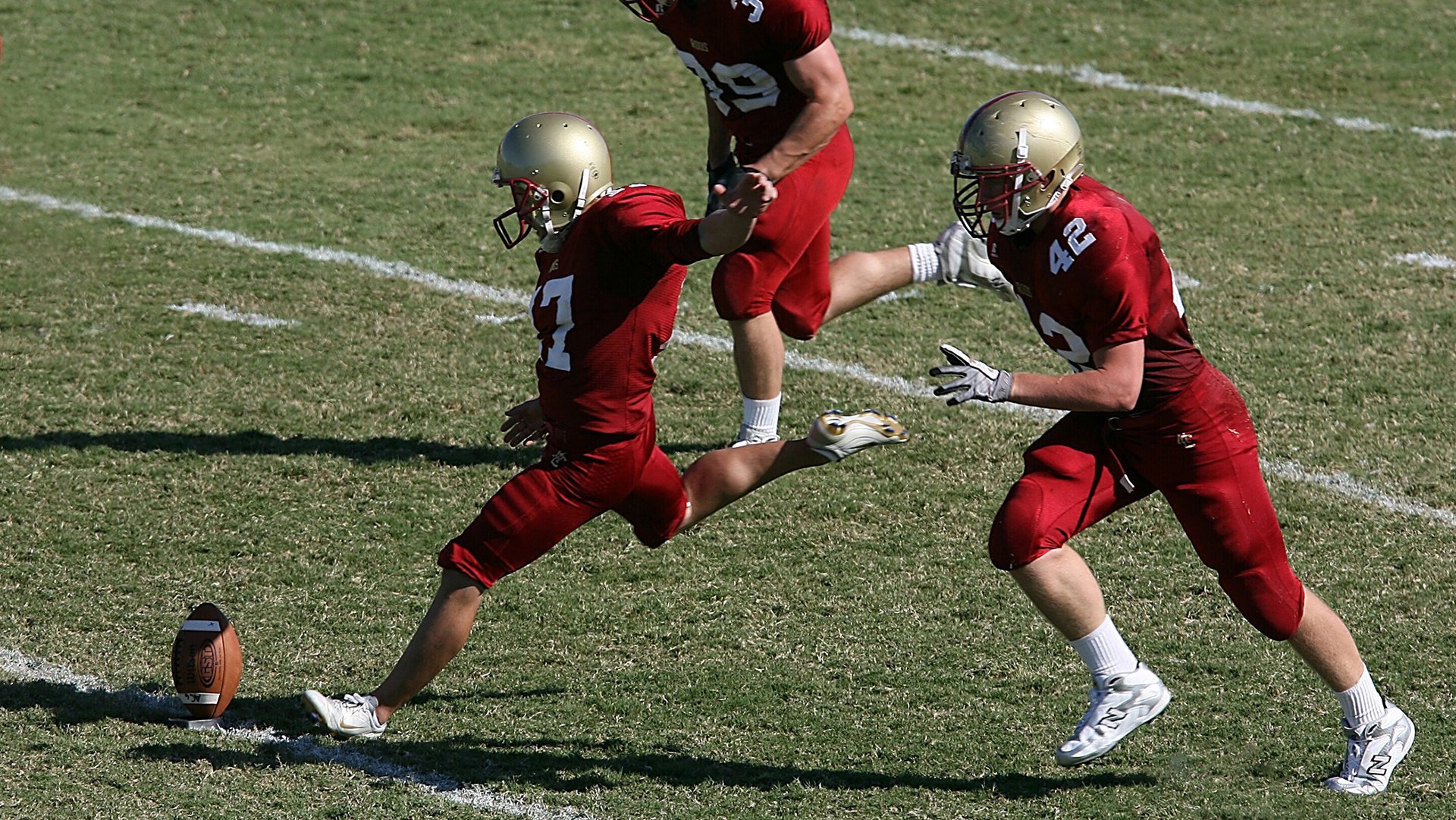 赛道新纪元，法拉利横扫红牛，佩雷兹刷新纪录改写F1格局