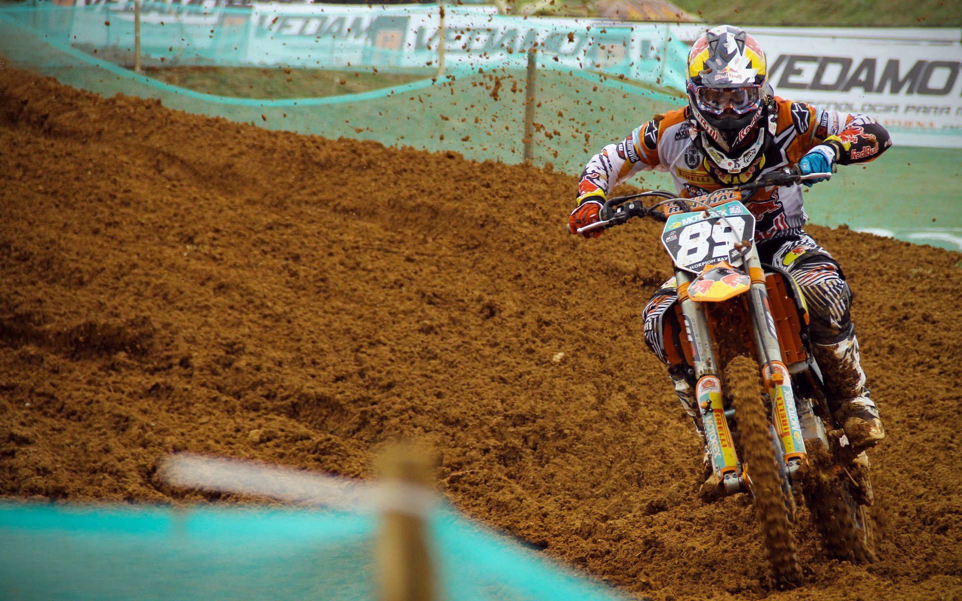 从温网绝杀到拉沃尔杯领袖，兹维列夫如何完成从孤胆英雄到团队灵魂的蜕变